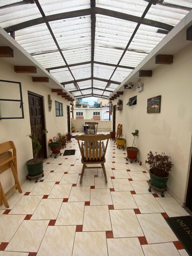 La Chocita Ward Couette-café Lima